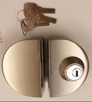 商舖玻璃門 銀色門鎖 (Glassdoor Lock with three keys)