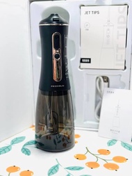 ทำความสะอาดได้ทุกซอกฟันสำWater flosser oral irrigatorหรับผู้ที่จัดฟันWater flosser oral irrigatorWat