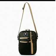 R2 Briton Sling Bag