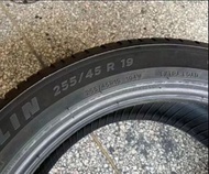 米其林 Pilot Sport EV 輪胎尺寸為 23550 R19 和 25545 R19