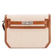 Hermès Fauve Barenia and Ecru Toile H Kelly Depeches Pouch 25 Gold Hardware, 2021