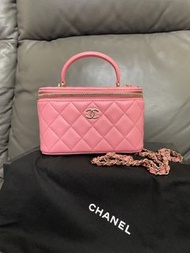 Chanel 粉紅色羊皮經典手挽長盒子