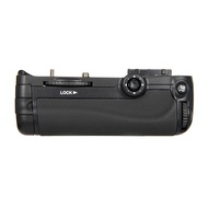 Retail Pro Vertical Battery Grip Holder for D7000 MB-D11 EN-EL15 DSLR Camera