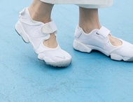 Nike air rift 忍者鞋 26