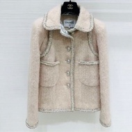 ⭐️ Chanel Jacket 外套