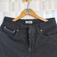HITAM 340. Lois DENIM Pants Black SIZE 32 PRELOVED].. Need To Clean Width 43cm Length 107cm Made In 