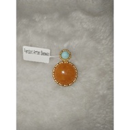 Pendant Amber Beewax High Grade