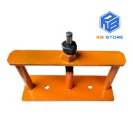 Clutch Rivet Tracker | Clutch opening and installation tool for connecting nails