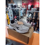 Diadora men's shoes size 44