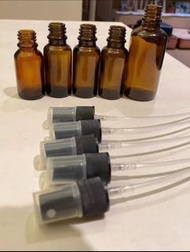 全新高品質棕色玻璃霜空瓶避光化妝品分裝瓶膏霜瓶面膜瓶
 ②全新分裝調配瓶保養品空瓶按壓
 多規格茶色避光玻璃 塑膠按壓噴霧噴乳瓶 保養品便攜玻璃空瓶