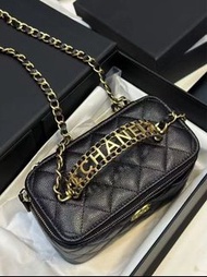 Chanel 絕版 cc logo handle vanity box 黑金荔枝皮長盒子
