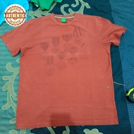 kaos hugo boss original size L