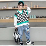 F44 ASTRONAUTS JEANS SET SIZE 110