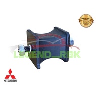 (1PC) MITSUBISHI FUSO CANTER GUTS FE639 REAR ENGINE MOUNTING / GEAR BOX MOUNTING (PREMIUM QUALITY)