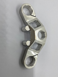 แผงคอวี แผงคออัลลอยส์ ใส่กุญแจได้ ล็อคคอได้(CNC) KR SERPICO VICTOR เคอา วิคเตอร์ เซอฟิโก้ แผงคอบนKR 