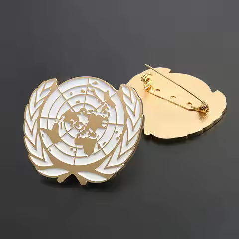 High quality United Nations Souvenir Brooch Badge Badge Peacekeeping Badge Medal Medal Clothing Meta