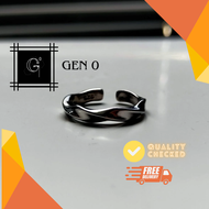 Adjustable Mobius Strip Minimalist Themed 925 Sterling Silver Spiraled Casual and Simple Ring [ Cincin Perempuan Dan Lelaki yang boleh Laras ]