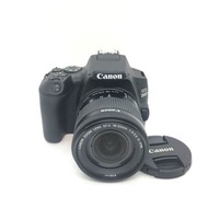 Canon 200D II + 18-55mm IS STM