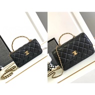 23A New Style | Handle AP3385/AS4232
Imported Oil Wax Cowhide Texture Smooth Delicate
First of all, 