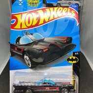 HotWheels TV SERIES BATMOBILE 3+ Metal Car