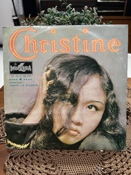Vinyl Christine, Band 4 Nada – Christine / Piringan Hitam Christine, Band 4 Nada – Christine
