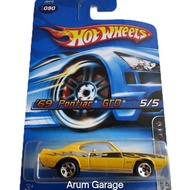 Hot Wheels 69 Pontiac GTO. Card Motown Metal Series 2006. Yellow Color.