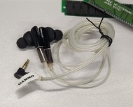 ONKYO IE-HF300 經典大單元入耳式耳機 原裝6N耳機線條 非sony technica
