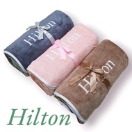 ผ้าเช็ดตัว ผ้าขนหนู นาโน ลายอักษร Hilton เกรดพรีเมี่ยม แบบกุ้นขอบผ้ารอบผืน ขนาด 70×140cm ผ้าเช็ดตัวผ