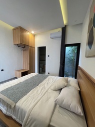 Terra House B1