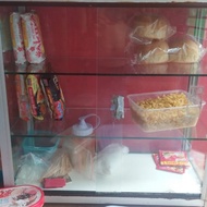 Etalase Kaca Bekas