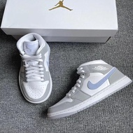 【💖冰藍煙灰】Air Jordan 1 Mid "Wolf Grey" 烟灰 小Dior 女款波鞋