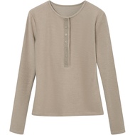 SOLWEIGE | เสื้อยืด Retro Classic Fitted Henley ลายริบเบดวาฟเฟิล