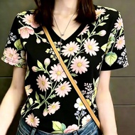 Women's Floral Short Sleeve V-Neck T-Shirt - Casual Outdoor Fashion