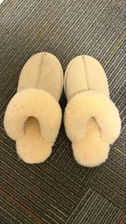 UGG 澳洲牧羊人 羊毛拖鞋 size 38  米色