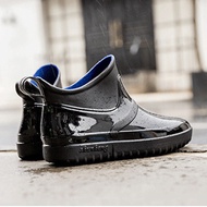 รองเท้าบูทกันฝนผู้ชายสีดำแฟชั่นรองเท้ากันน้ำรองเท้าผู้ใหญ่กันลื่นรองเท้ากันฝน