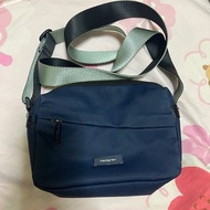 hedgren深藍色斜孭包