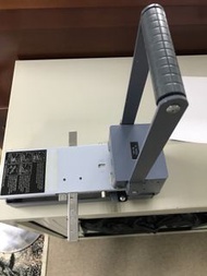 CARL No.120 專業打孔機