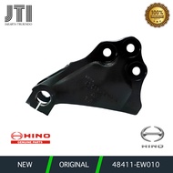SPRING BRACKET NO. 1 RH HINO 500 FM 260 JD 48411-EW010 48411EW010