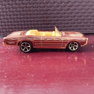 Hot wheels loose 67 pontiac GTO Convertible from 10 exclusive packs 2011