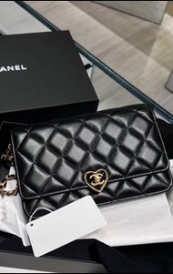 Chanel 23s愛心調節扣woc袋 |AP3285-B10700-94305 |全新正版正貨