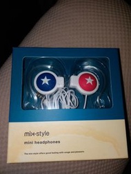Mini headphones