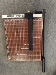 Warrior W-24 裁紙機