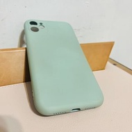 二手品出清-iPhone 11綠色手機殼