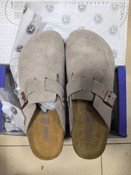 全新 Birkenstock 包頭鞋