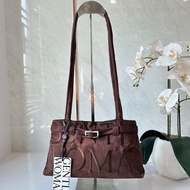 GENTLEWOMAN SUEDE BALLERINA BAG กระเป๋าสะพายไหล่ สินค้าพร้อมส่ง 🚗