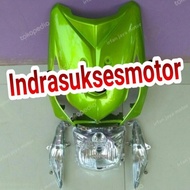 tameng dasi depan berikut lampu motor honda beat karbu warna hijau