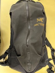 Arc'teryx arro 22 backpack
