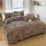 soft  Printed Duvet Cover Set  1 Duvet Cover+ 2 Pillowcases Bedding Set （Without Core Insert Not Inc