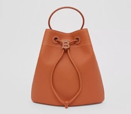 [PRE-ORDER] BURBERRY GRAINY LEATHER SMALL TB BUCKET BAG-WARM RUSSET BROWN
