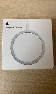Apple MagSafe Charger 無線充電器 100% Apple Original and 100% new for iPhone